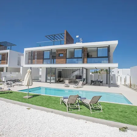 The Complete Guide To Renting Your Exclusive Holiday In With Private Pool And Close To The Beach 1706 Protaras
