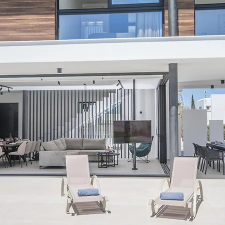 The Complete Guide To Renting Your Exclusive Holiday In With Private Pool And Close To The Beach 1706 Protaras